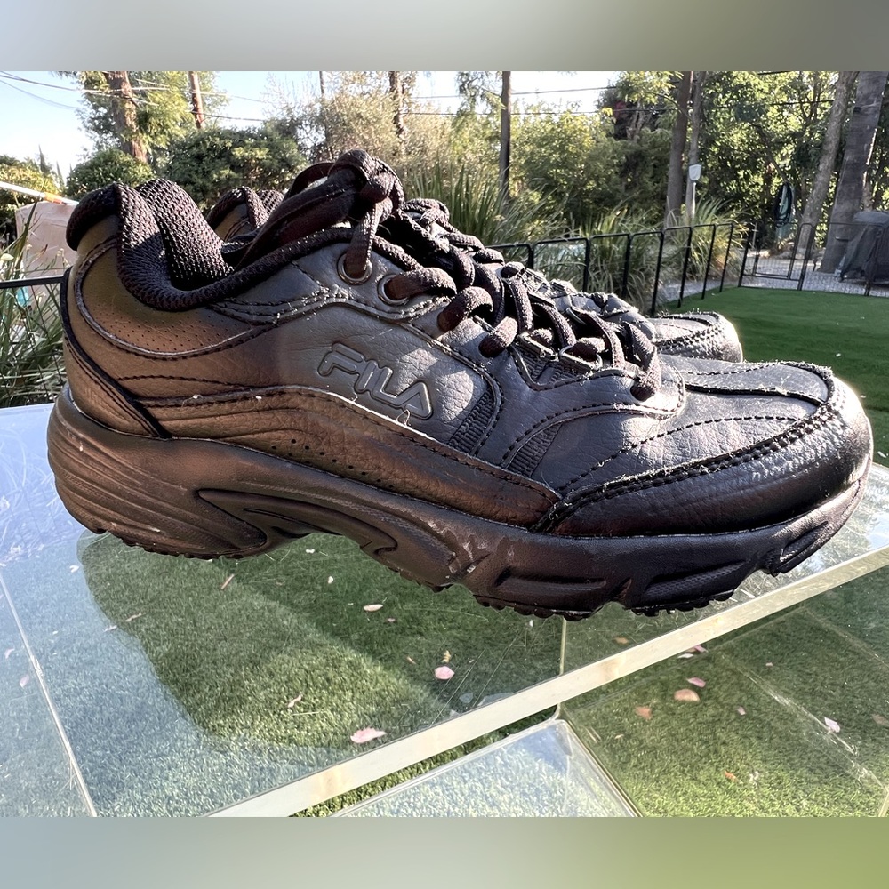 Fila Memory Workshift Women’s Slip-Resistent Athletic Sneakers